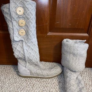 UGG Women’s Classic Knit Boots